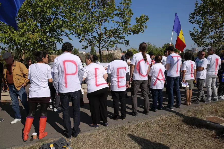 Guvernul Dăncilă a picat! Moțiunea de cenzură a fost adoptată cu 238 de voturi