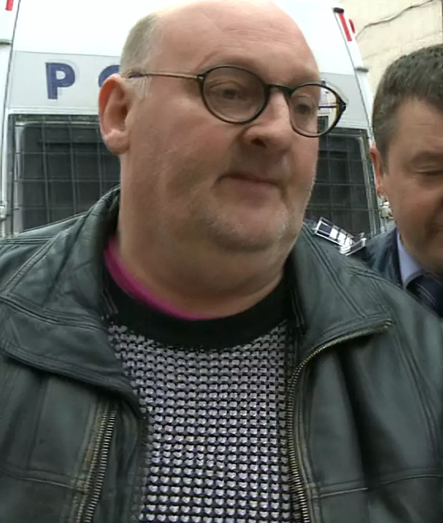 Justiția noastră judecă la mica înțelegere. De la 17 ani de puşcărie la condamnare cu suspendare pentru pedofilii străini care „vânează” copii în România