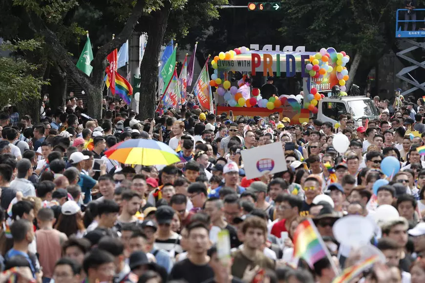 Marșul ”Pride” din Taipei a adunat 200.000 de oameni. Taiwan, prima țară din Asia care legalizează căsătoriile între persoane de același sex
