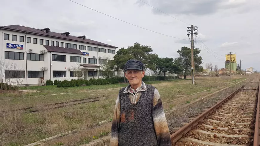 Gară de 8 milioane de lei cu lacătul pe ușă. Fost angajat: ”Nu a fost folosită niciodată. S-au cheltuit banii aiurea”