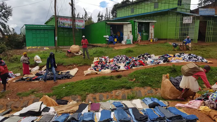 Despre Crăciun, poligamie și bunătatea africană la 8.000 de kilometri de țară cu Carol Șanta, primul antrenor român de atletism „naturalizat” în Kenya