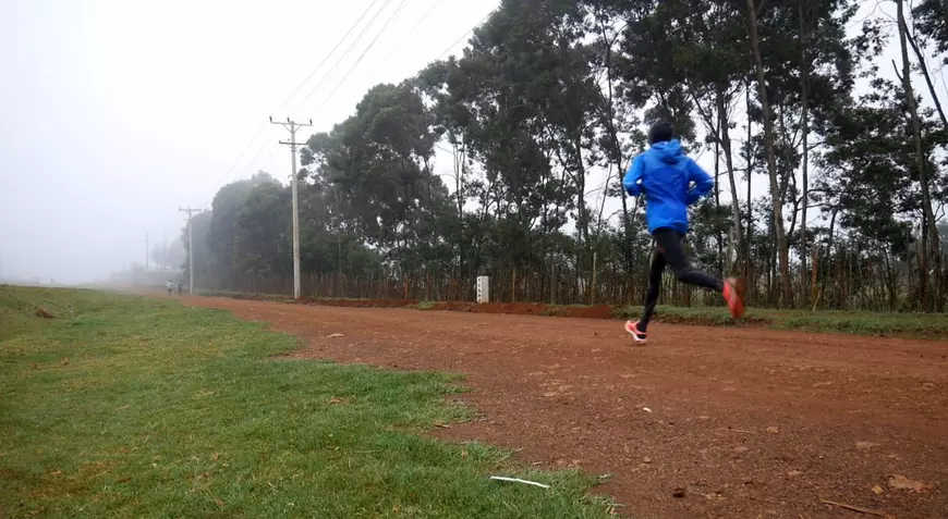 Trei atlete din Kenya vor concura pentru Steaua și pentru România. „Alergi, mănânci și dormi!” este crezul pe care îl aduc la noi