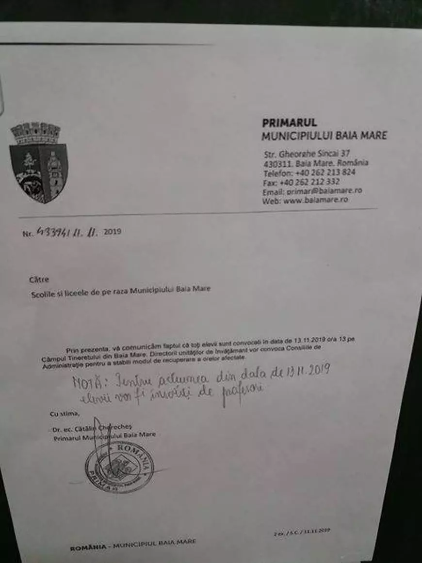 Cătălin Cherecheș a semnat un "ordin de învoire" al elevilor din școlile și liceele de pe raza Municipiului Baia Mare. Explicația edilului