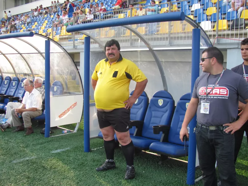 Autogol de Guinness Book în România: echipa unui primar din Prahova și-a dat autogol după cinci secunde într-un meci de fotbal din Liga 6. ”A fost uluială totală”