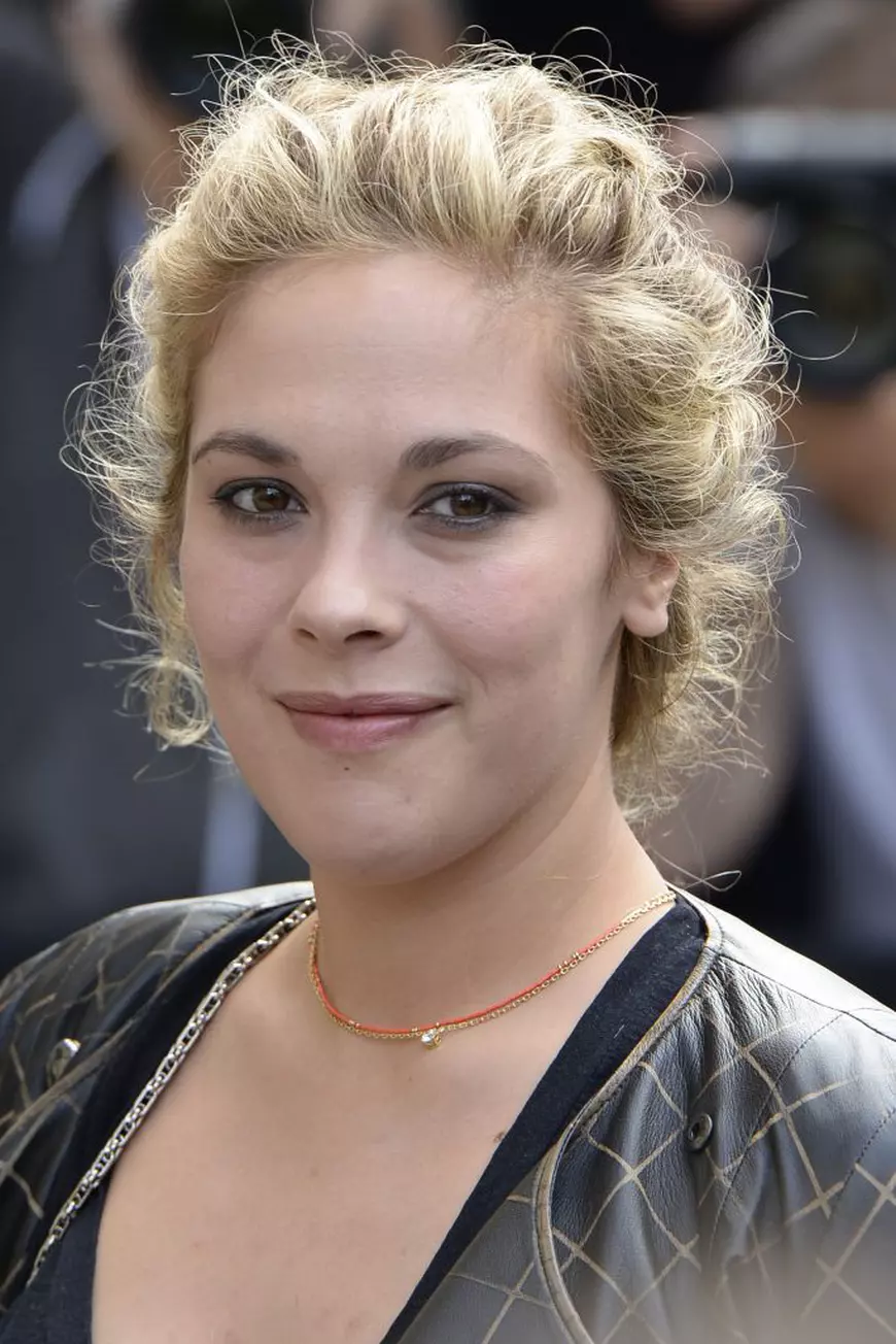 Anca Dumitra din “Las Fierbinți” a debutat într-un film cu fiul lui Gerard Depardieu! “Nu e chiar ta-su, dar...”