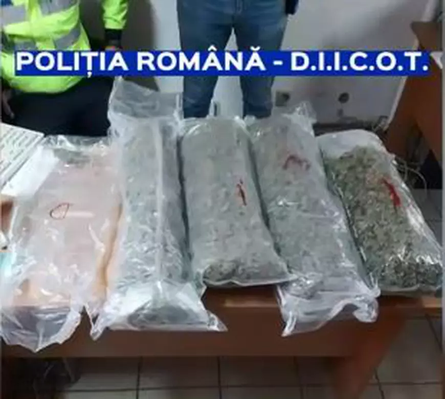 Droguri de jumătate de milion de euro, descoperite pe Centura Capitalei