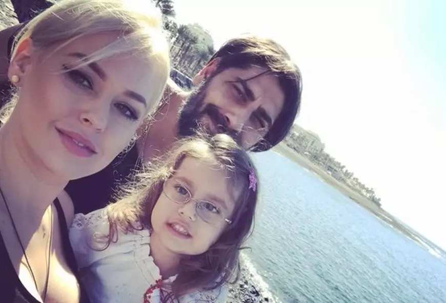 Misha a pus capăt speculațiilor. Ce se întâmplă între ea și Connect-R, la 3 ani de la divorț. „Ne vedem zilnic. A mai rămas peste noapte”