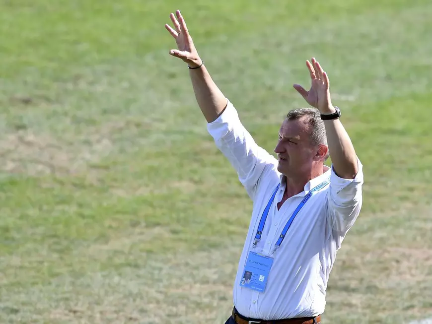 Două victorii, 10 egaluri și 4 înfrângeri a adunat Csaba Laszlo pe banca lui Sepsi