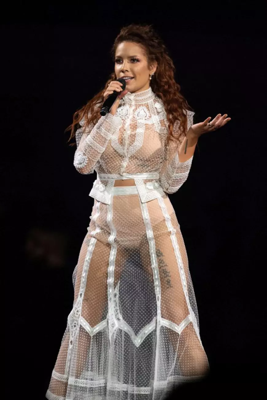 Vedetele s-au întrecut în ținute sexy la MTV Europe Music Awards 2019. Dua Lipa a încins spiritele