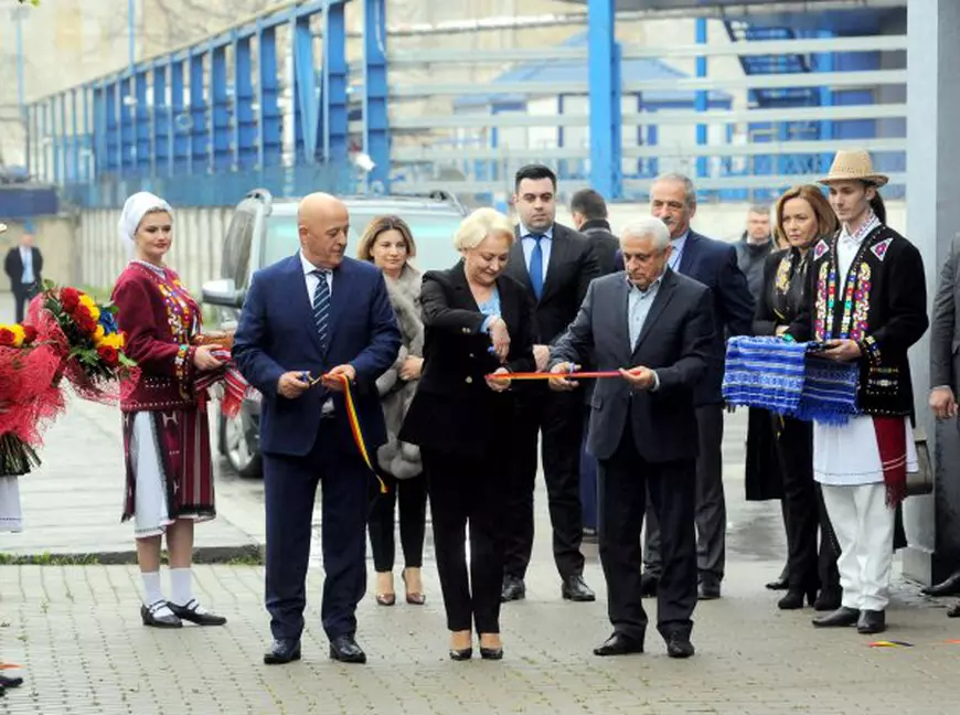 România trebuie să restituie UE banii pentru bursa de pește de la Tulcea. A fost închisă după inaugurarea premierului Dăncilă