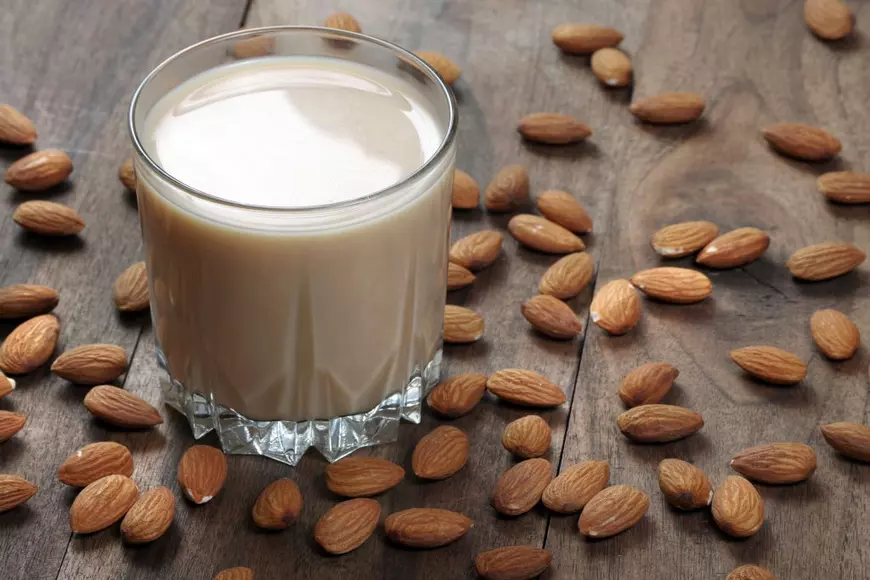 Cu ce poți să înlocuiești laptele și produsele lactate în perioada postului