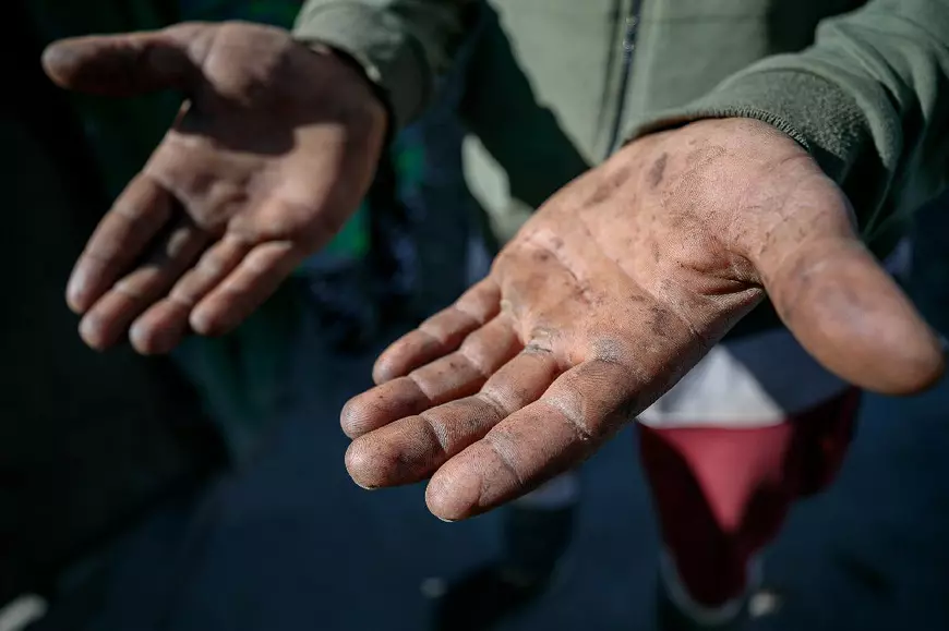 Țara unde nici primarul nu calcă și își trimite subordonații să culeagă voturi. Povestea comunității de musulmani și neoprotestanți din Oborul Nou, Călărași﻿