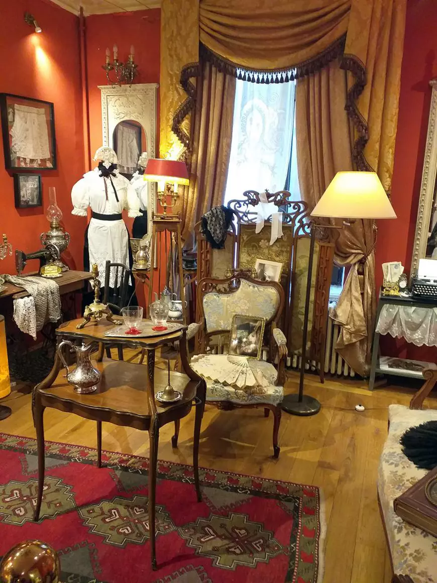 Povești din București | Orașul de odinioară în inima orașului de azi. O incursiune în atmosfera Bucureștiului de altădată