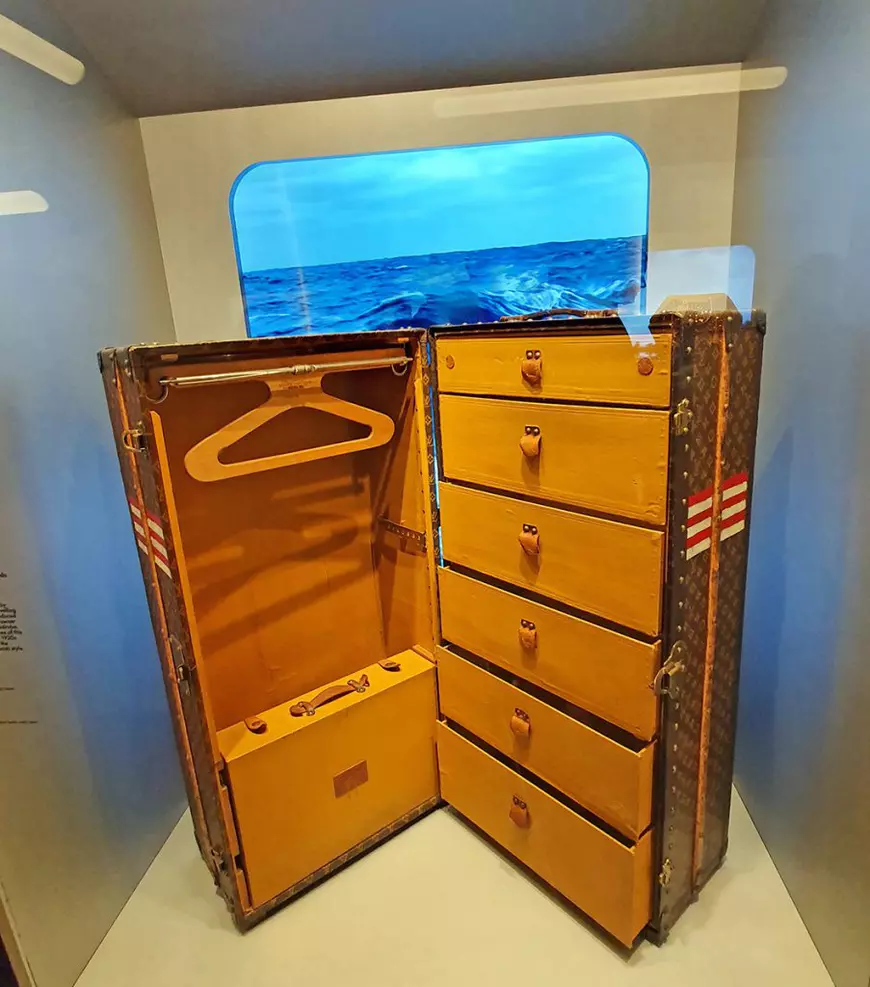 O afacere de miliarde de euro într-o capsulă a timpului. Cum a început istoria Louis Vuitton și ce legătură are iluzionistul Houdini cu renumitul brand