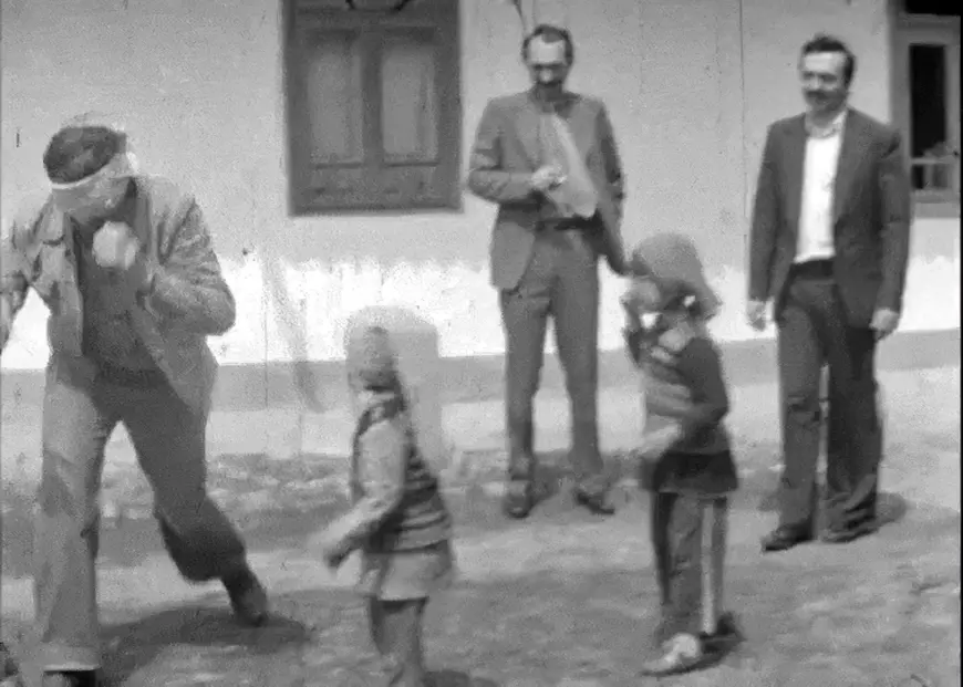 Recomandările culturale ale săptămânii. Musicalul “Familia Addams” de Răzvan Mazilu e aici să ne descrețească frunțile