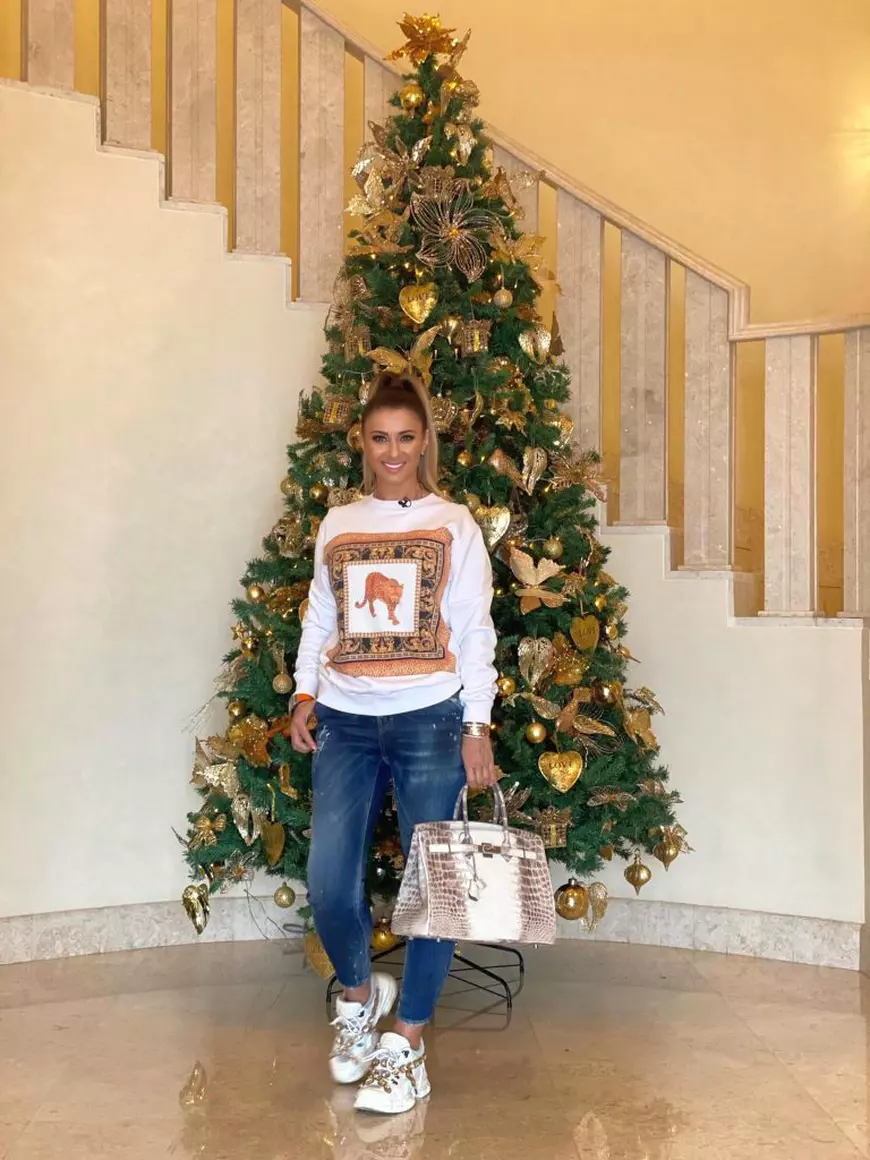 Anamaria Prodan, mesaj dur la 47 de ani: „Cine mă face curvă, proastă și urâtă are minte de copil. Sunt zece clase peste voi”