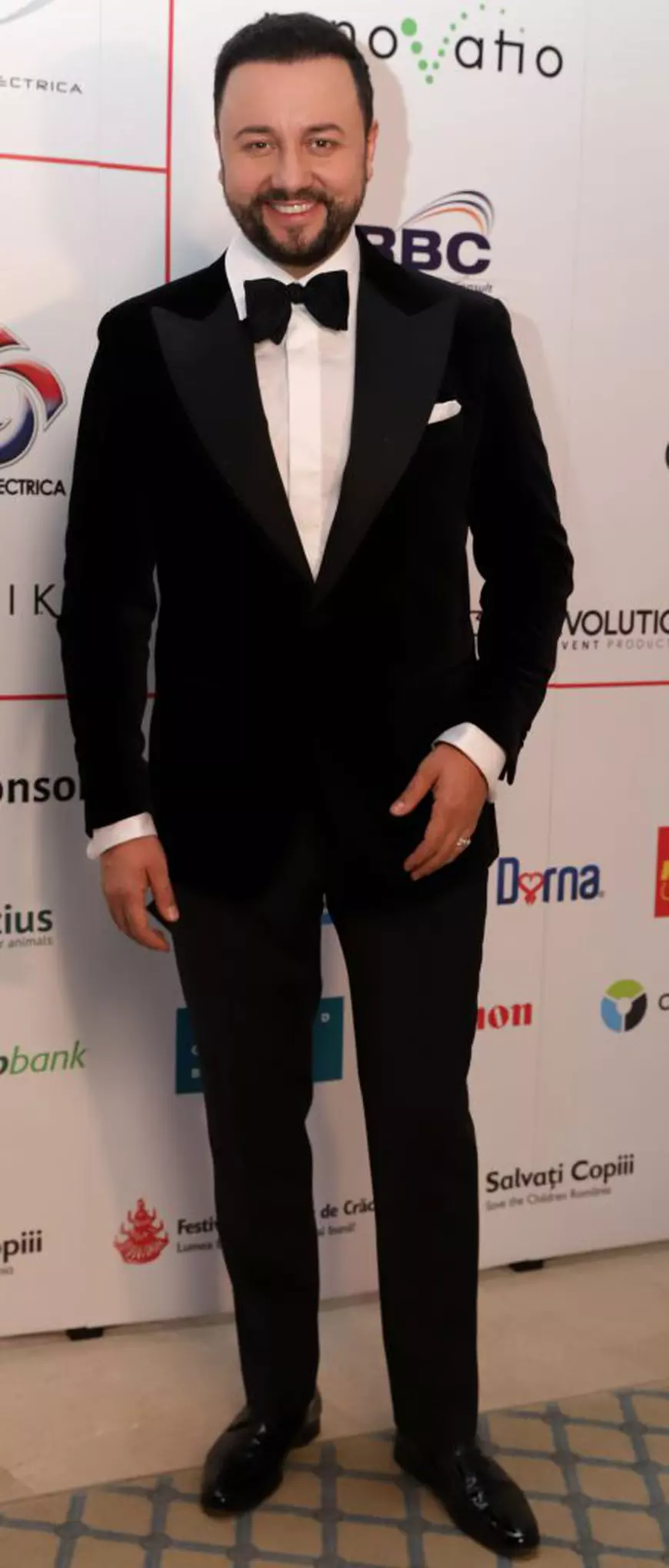 Eva o moștenește pe Andra! Cătălin Măruță: "În afară de serbări, a fost prima ei cântare cu spectatori"