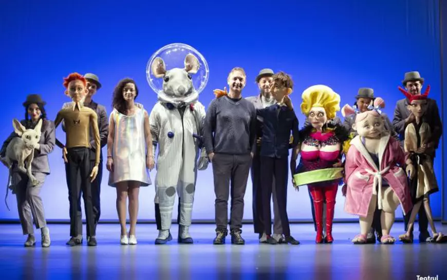 Horia-Roman Patapievici a devenit personaj în ”Cenușăreasa” la Teatrul Țăndărică