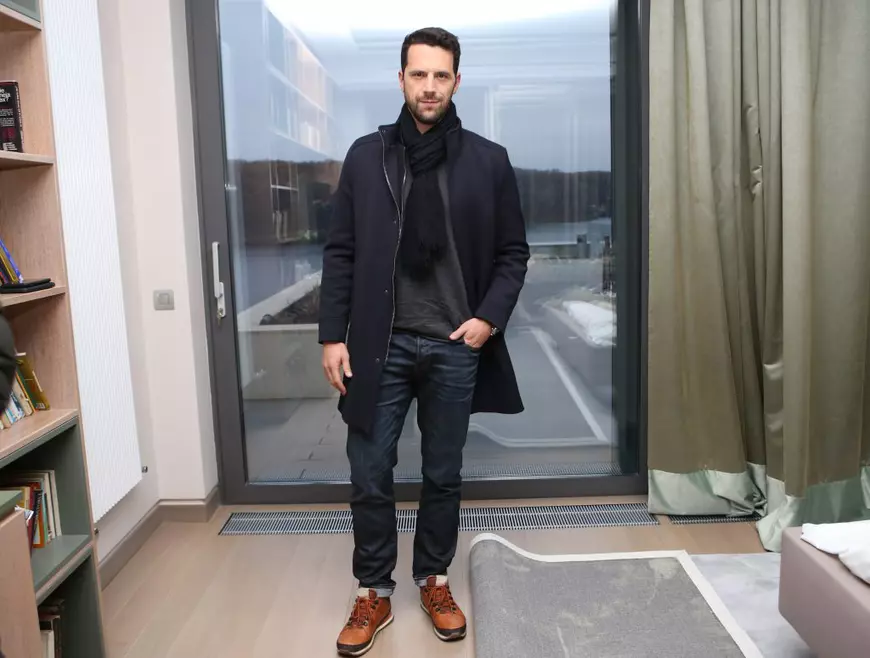 Adrian Nartea din „Vlad” plătește prețul scump al celebrității. Nici în parc nu poate să mai stea liniștit cu fiica sa!