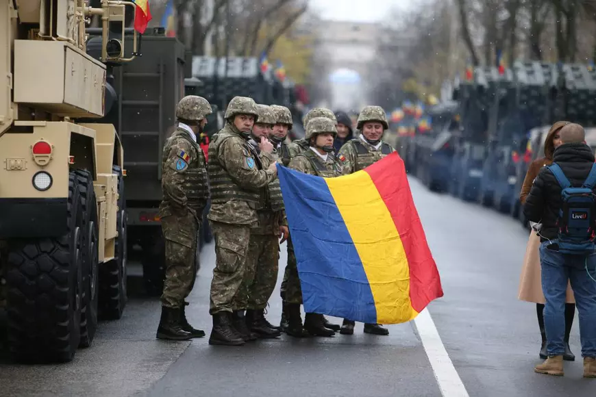 Parada militară de 1 decembrie 2019. Peste 4.000 de militari au defilat pe sub Arcul de Triumf