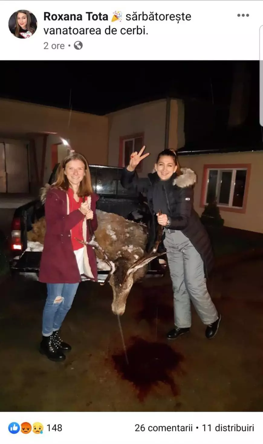 O tânără din Bihor s-a pozat cu un cerb împușcat și a intrat în vizorul Poliției