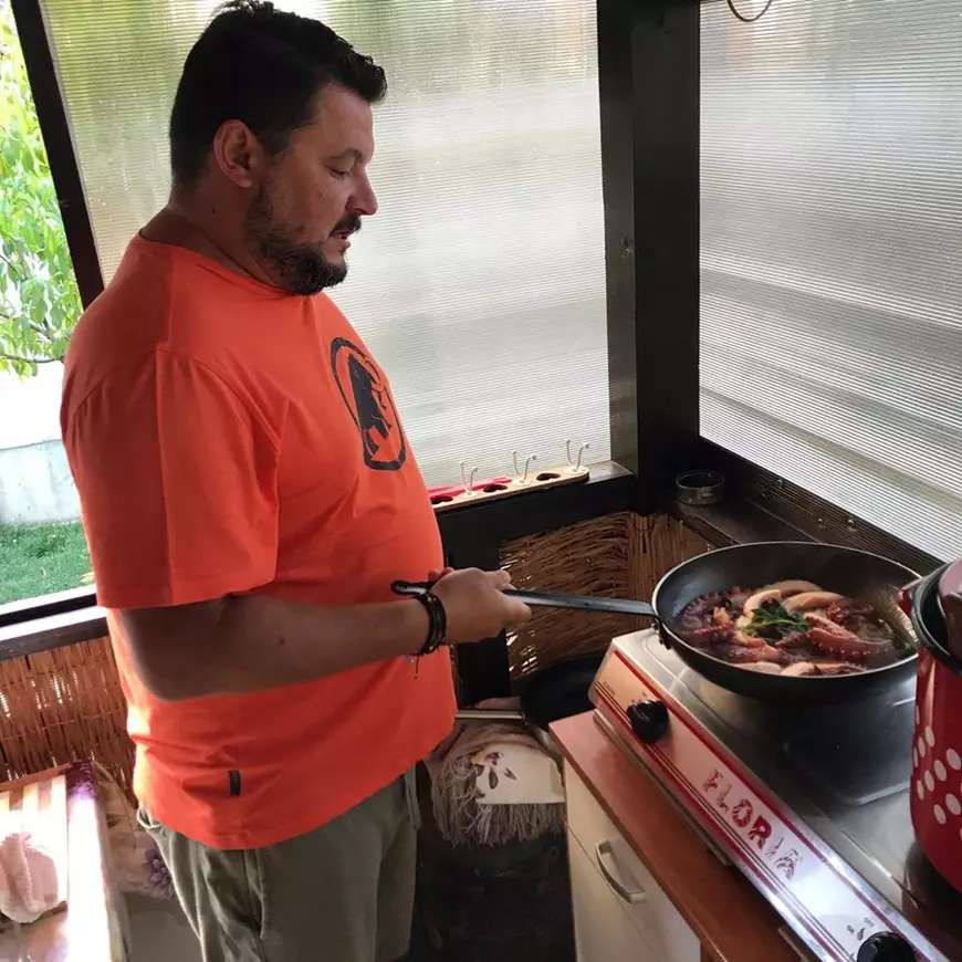 “Ce, ciupercile nu sunt bune?” Mihai Bobonete a renunțat la carne în urmă cu doi ani și nu mănâncă niciodată fast food