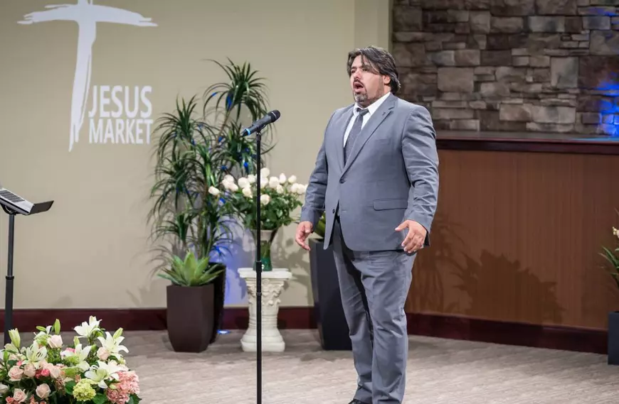 L-au ales pe Dumnezeu! Au renunțat la muzică și la actorie pentru teologie!