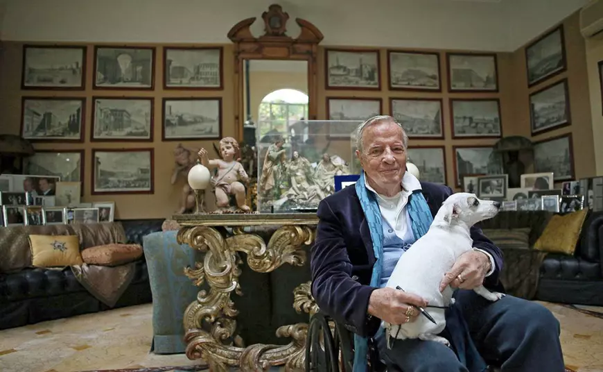 Fabuloasa poveste a românului care a lucrat acasă la regizorul Franco Zeffirelli. “Maestrul avea un suflet incredibil, avea grijă de mulți oameni. Și de câini”