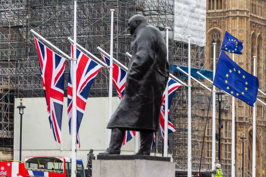 Cum văd britanicii Brexitul. Despărțirea de UE, pe prima pagină a tuturor publicațiilor din Regat