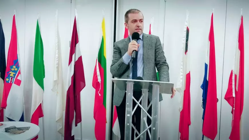 Pe ce se duc banii culturii când se duc (II): Mirel Taloş, şeful interimar al ICR, a fost în peste 11 deplasări în străinătate în 2019