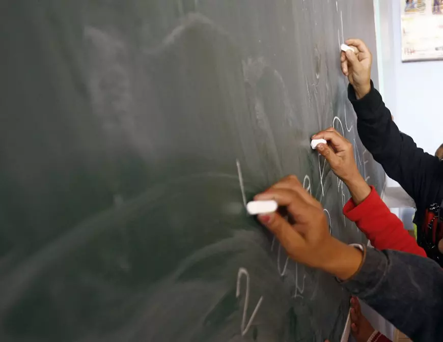 Mărturiile unui specialist în educație: există școli în România în care copiii cer să fie bătuți ca să poată citi mai repede!﻿