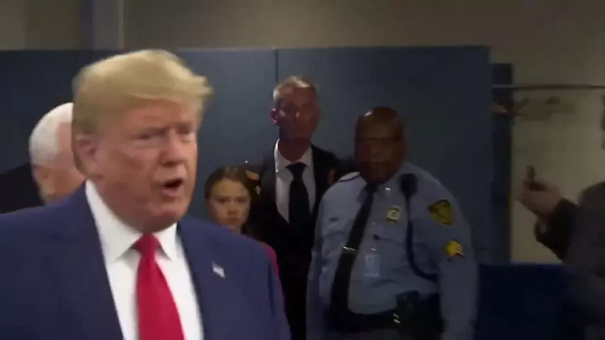 Marea confruntare Trump-Greta Thunberg are loc la Davos, reuniunea unde elitele vin cu avionul privat pentru a salva planeta