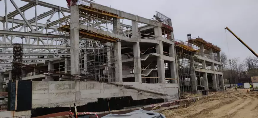 Patinoarul Mihai Flamaropol din București, abandonat de Primărie. Acuzații grave de la UTI: “Nu își propuseseră să îl termine și nici să plătească pentru lucrările executate”