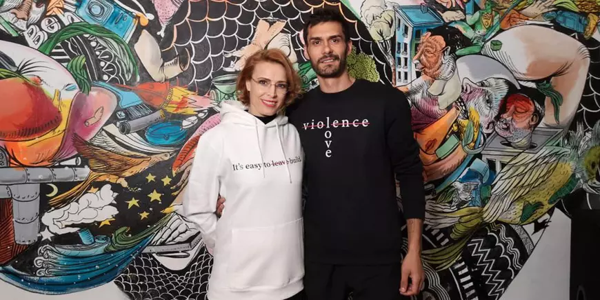 Căsnicia dintre Andreea Bălan și George Burcea a ajuns pe butuci! Actorul s-a întâlnit cu nașa Monica Davidescu, la ceas de seară, pentru a-i cere sfatul!