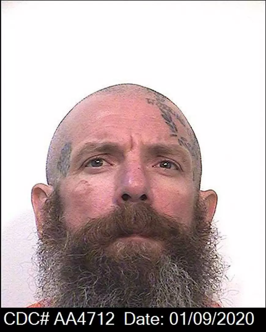 Un deținut a omorât doi pedofili în închisoare, după ce i-a prins uitându-se la emisiuni pentru copii