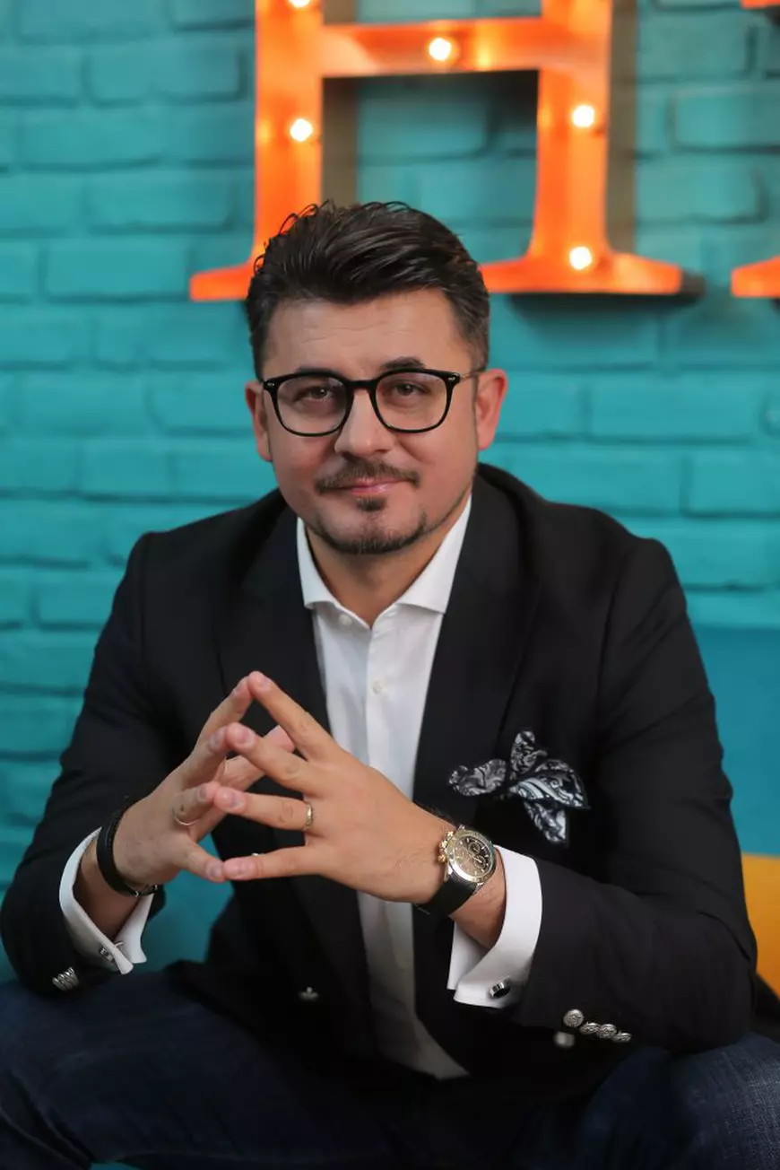 Cristian Onețiu de la “Imperiul Leilor” a debutat în afaceri după ce a lucrat 4 ani într-o corporație. “Am falimentat de 4 ori”