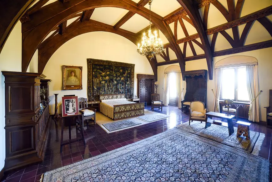 POVEȘTI DIN BUCUREȘTI | Palatul Regal de lângă președinte