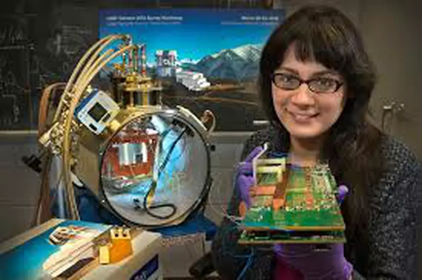 Concurenţă pentru telefoanele "deştepte": o ingineră din SUA a inventat telefonul "prostănac"