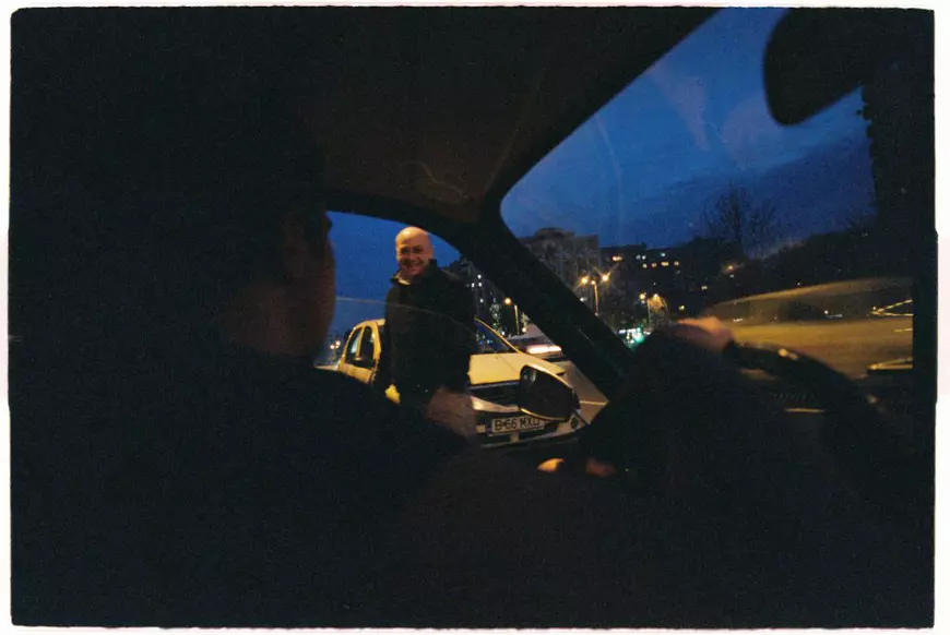 FOTOREPORTAJ | Povestea de dragoste dintre un tânăr de 21 de ani și Zaritza, o Dacie 1.300 de două ori mai bătrână: “Toată viața am visat să am Dacia mea!”