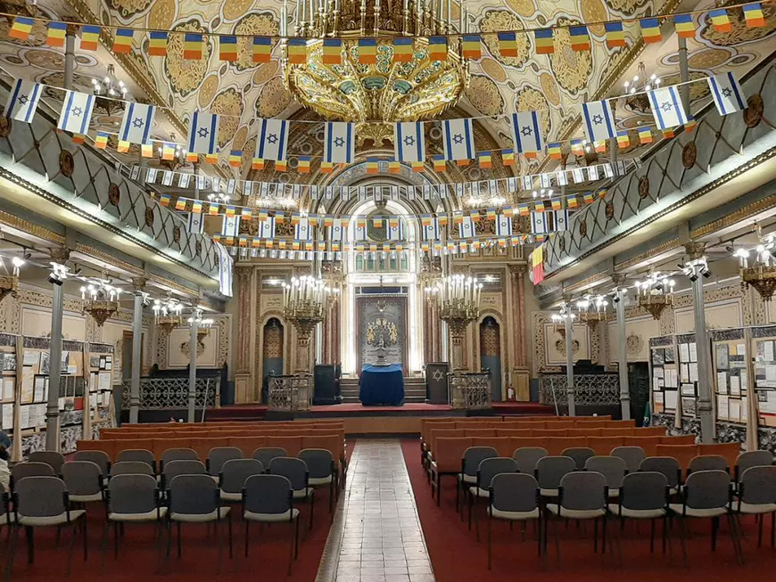 POVEȘTI DIN BUCUREȘTI | Sinagoga cu pereții tristei aduceri-aminte