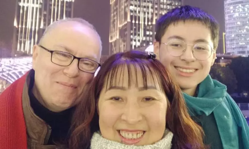 Familie despărțită de epidemia de coronavirus! Tatăl e în Canada, mama și fiica au rămas în China