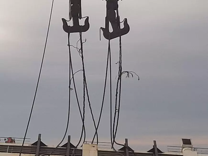 Operațiunea de scoatere a navei cu oi din portul Midia a eșuat după două ore. Cablurile au cedat