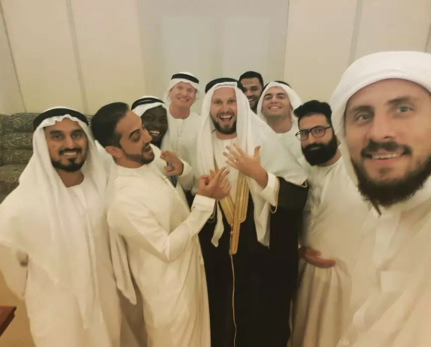 Idei bune. Doi campioni de baschet ai României, stabiliți în Dubai, au făcut un program de e-learning pentru copii