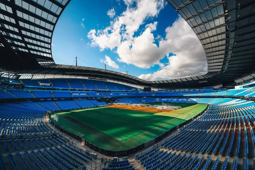 Când sportul dă o mână de ajutor. Stadioane, săli de sport și hoteluri transformate în spitale pentru cei infectați cu COVID-19