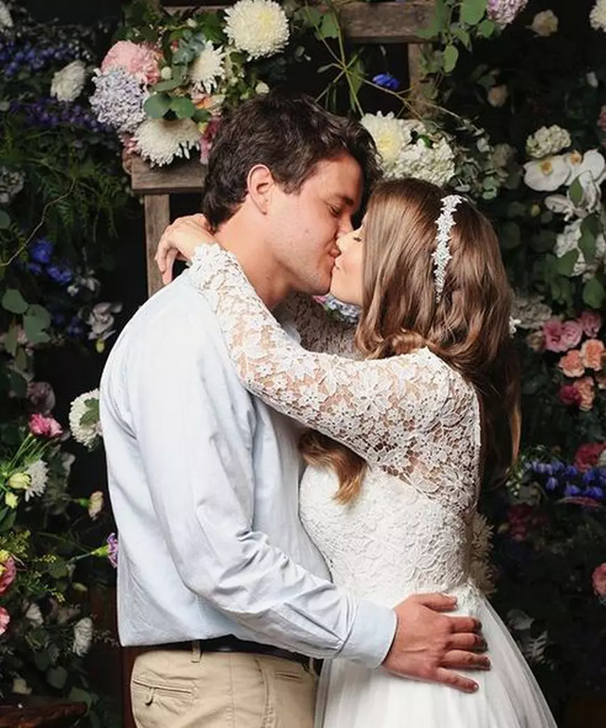 Bindi Irwin, fiica “vânătorului de crocodili” Steve Irwin, s-a măritat la Zoo. Nunta, dată peste cap de coronavirus