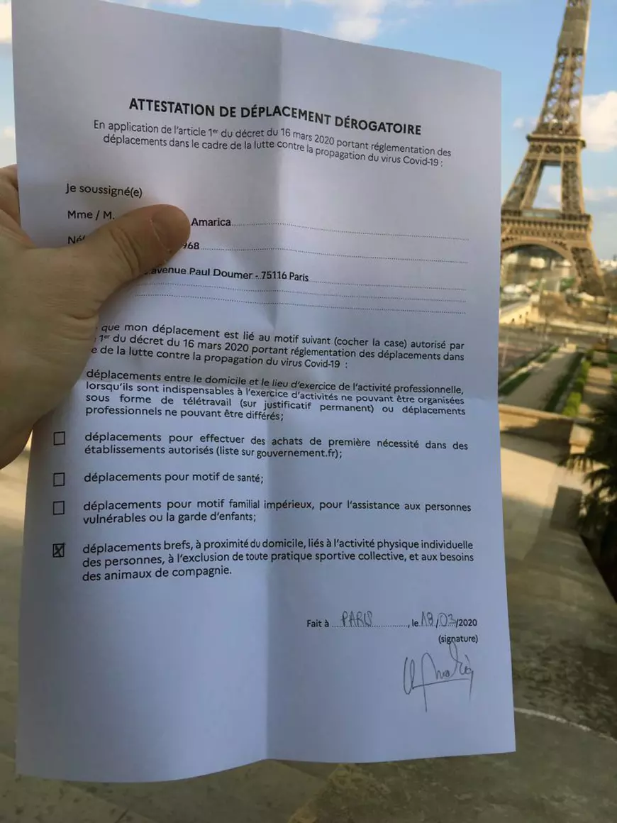 Experiența stranie trăită de un român stabilit de 30 de ani la Paris. ”Metropola e pustie și plutește în aer un sentiment de incertitudine”