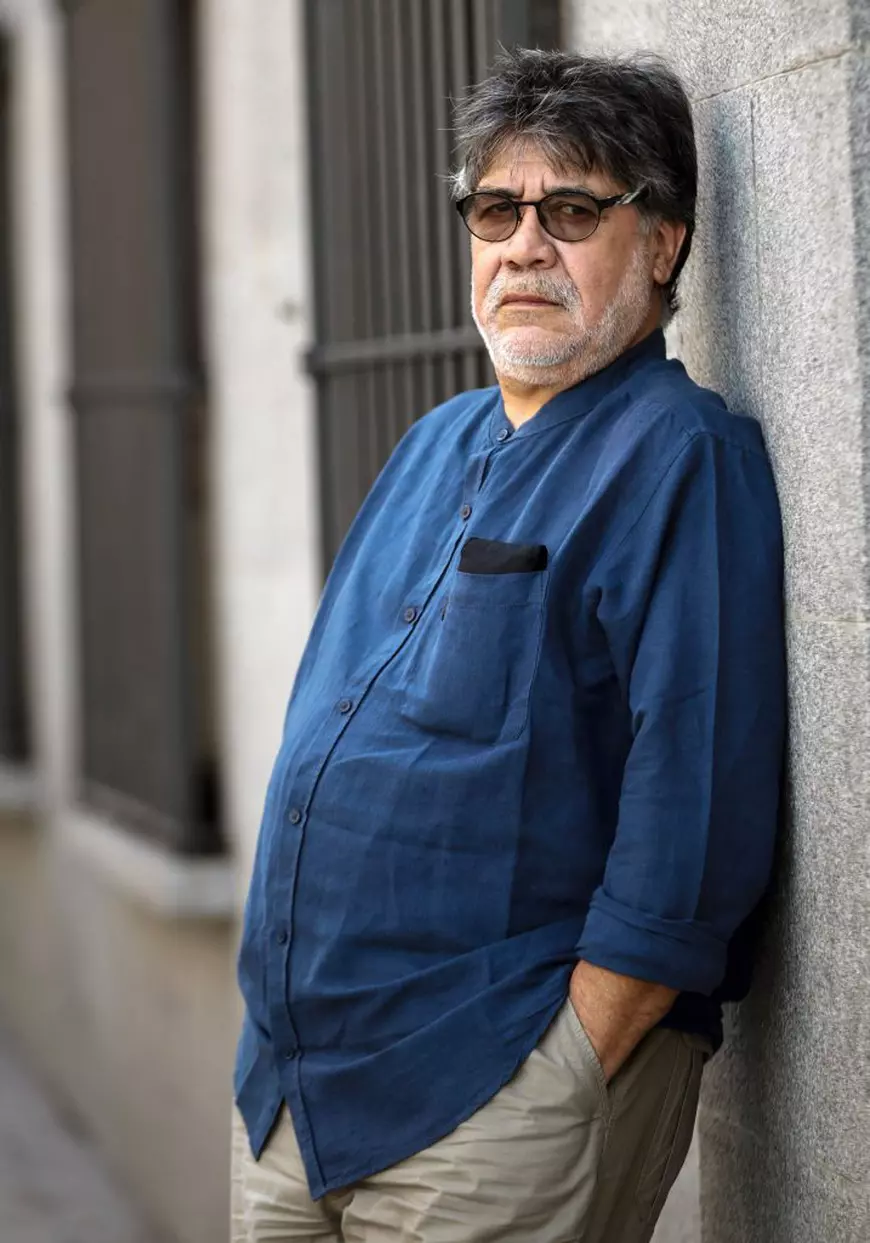 Celebrul scriitor Luis Sepulveda, depistat cu coronavirus