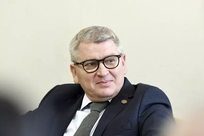 Minciunile despre ajutorul social pentru cei săraci