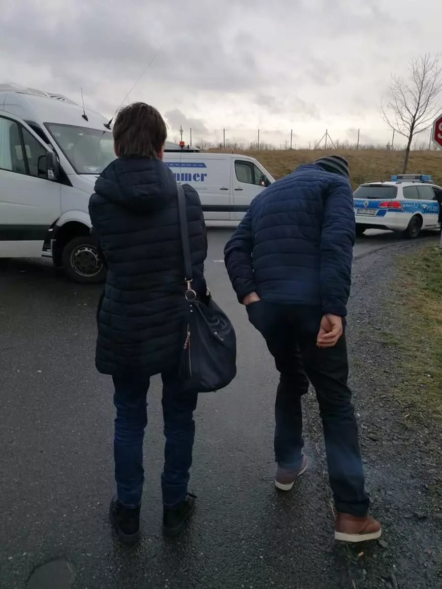 ”Toată lumea este panicată”. Aventura întoarcerii acasă pentru un român din București. Germanii și maghiarii controlează turiștii la sânge, chiar în autocare