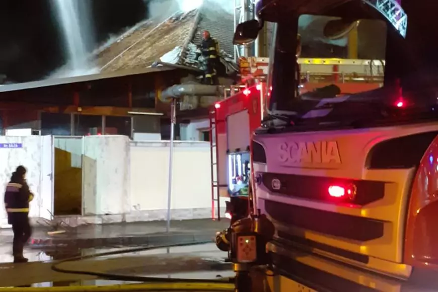 Incendiu în Sibiu. Un restaurant a fost mistuit de flăcări